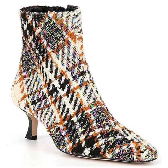 Gianni Bini Shoes - NEW Gianni Bini Palmero Flannel Plaid Snip Toe Kitten Heel booties, Size 8.5M